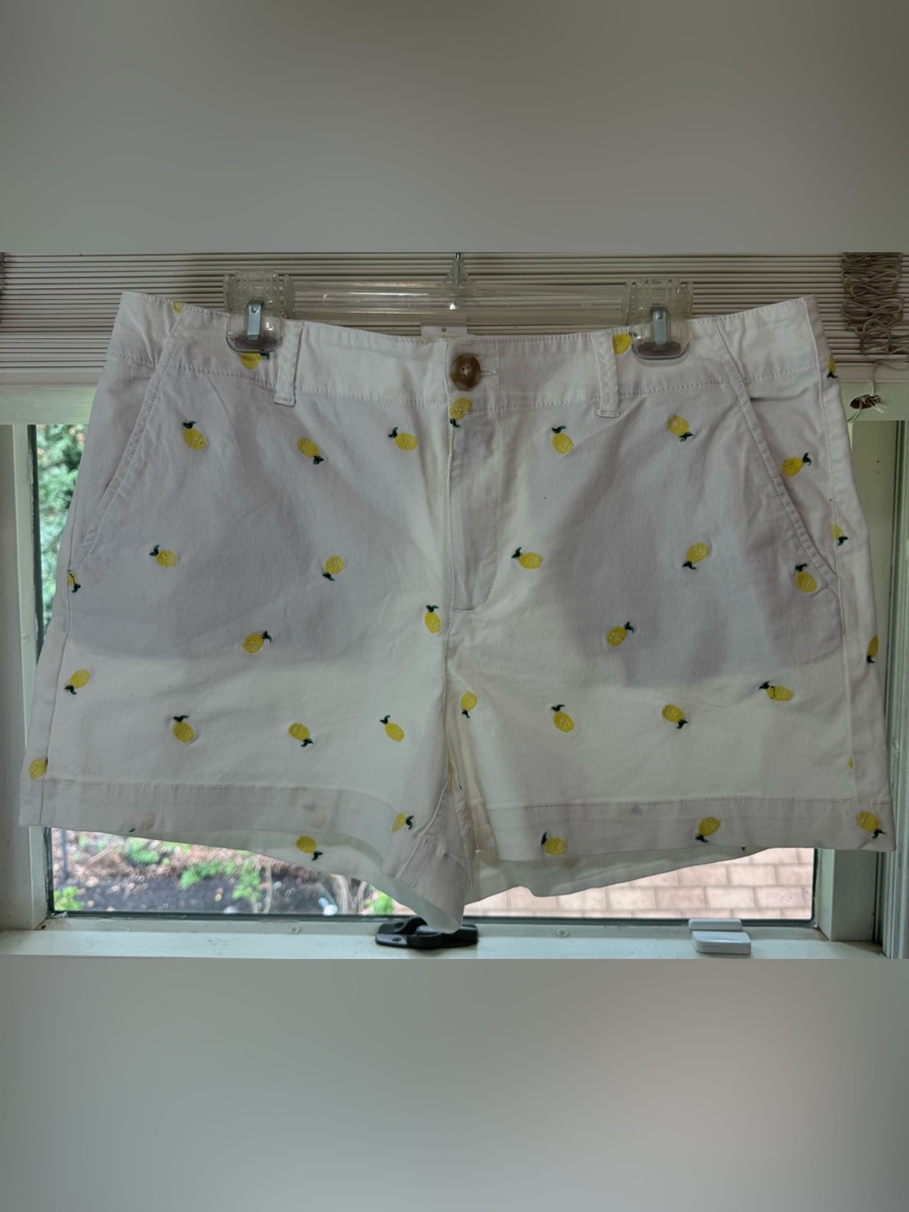 LOFT White Shorts with Yellow Lemon Embroidery